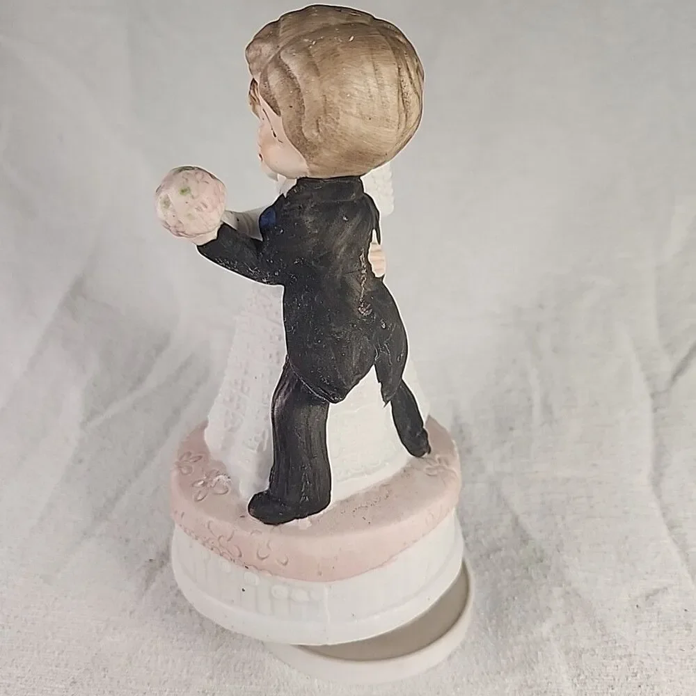 Unbranded music box
